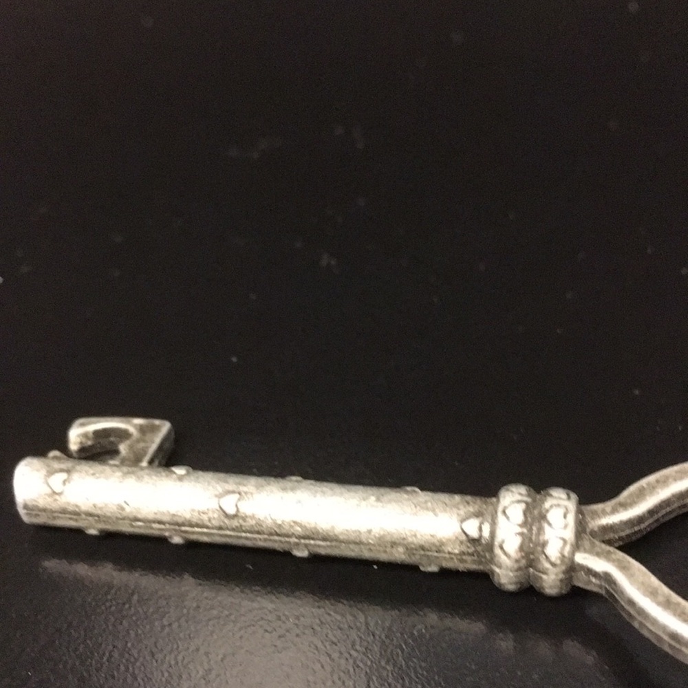 Key pendant - Picture 4 of 5